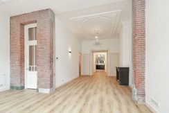 Loftachtige benedenwoning met tuin @Amsterdam-Oost Balistraat 8-a Foto 01 Living 01a