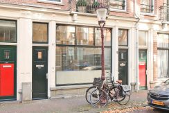 Loftachtige benedenwoning met tuin @Amsterdam-Oost Balistraat 8-a Foto 05 Gevel 01b