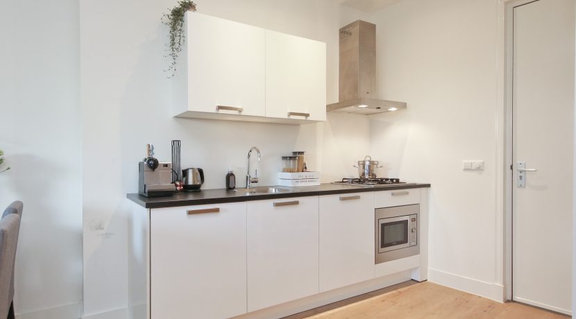 Stoere Super Studio van 30 m² @Amsterdam-Sloten Laan van Vlaanderen 141-B8 Foto 11 Studio 01g