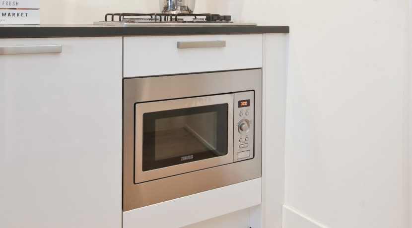 Stoere Super Studio van 30 m² @Amsterdam-Sloten Laan van Vlaanderen 141-B8 Foto 12 Studio 01h