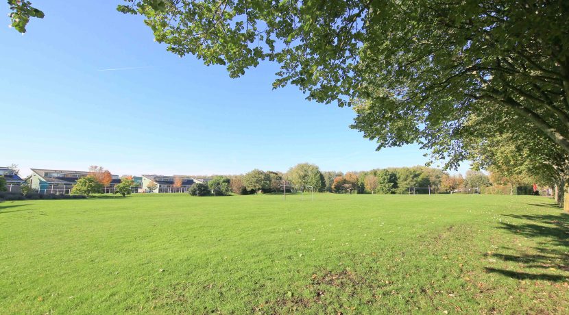 Stoere Super Studio van 30 m² @Amsterdam-Sloten Laan van Vlaanderen 141-B8 Foto 27 Omgeving 01f