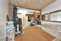 Gemoderniseerde dijkwoning @Badhoevedorp Nieuwemeerdijk 149 Foto 42 garage 01b