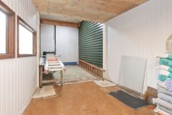 Gemoderniseerde dijkwoning @Badhoevedorp Nieuwemeerdijk 149 Foto 43 garage 01c