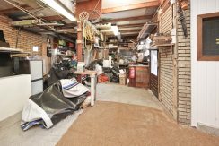 Gemoderniseerde dijkwoning @Badhoevedorp Nieuwemeerdijk 149 Foto 44 garage 01d