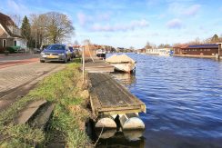 Gemoderniseerde dijkwoning @Badhoevedorp Nieuwemeerdijk 149 Foto 48 steiger 01a