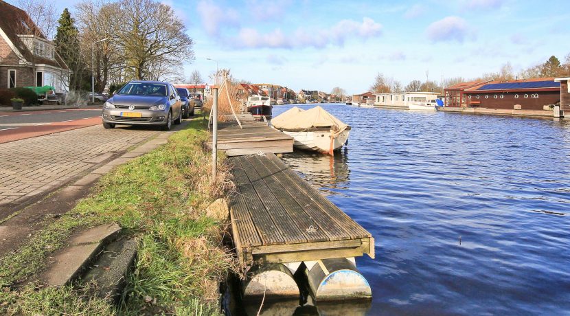 Gemoderniseerde dijkwoning @Badhoevedorp Nieuwemeerdijk 149 Foto 48 steiger 01a