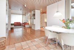 Uitgebouwde 2-1 kap @Badhoevedorp Voltastraat 14 Foto 05 keuken 01a