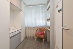 Uitgebouwde 2-1 kap @Badhoevedorp Voltastraat 14 Foto 11 slaapkamer 03a