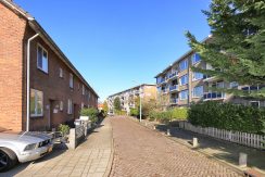 4-kamer appartement @Badhoevedorp Wijnmalenstraat 67 Foto 26 straatbeeld 01b