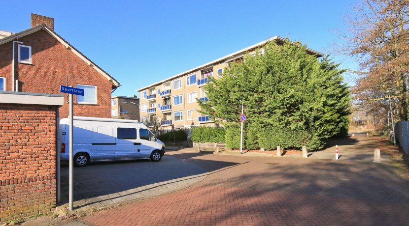 4-kamer appartement @Badhoevedorp Wijnmalenstraat 67 Foto 27 straatbeeld 01c