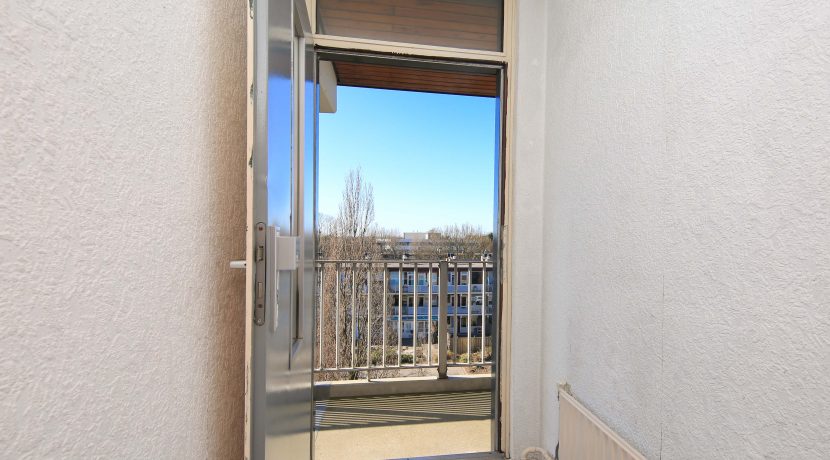 4-kamerappartement@badhoevedorp Meidoornweg 222 foto 17 entree 02a