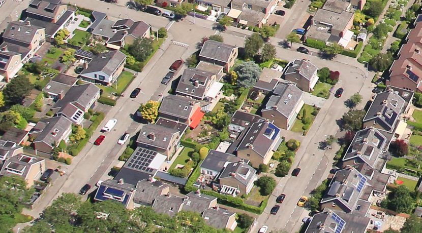 Grote geschakelde villa @Badhoevedorp Reaumurstraat 6 Foto 57 luchtfoto