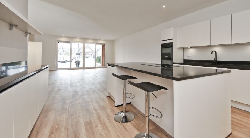 Luxe begane grond appartement@Nieuw-Vennep Schoolstraat 11 Foto 05 keuken 01a