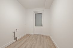 Luxe begane grond appartement@Nieuw-Vennep Schoolstraat 11 Foto 30 Bijkeuken 01b