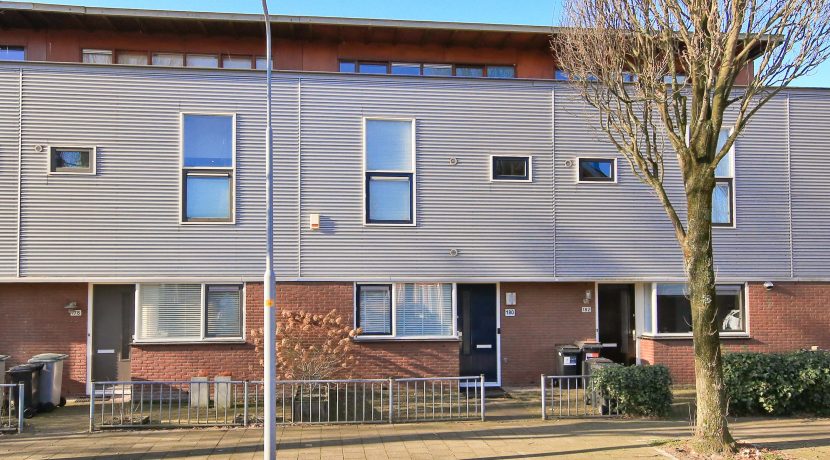 Ruime en lichte familiewoning @Badhoevedorp Orchideelaan 180 Foto 01 gevel 01a