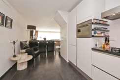 Ruime en lichte familiewoning @Badhoevedorp Orchideelaan 180 Foto 15 keuken 01b