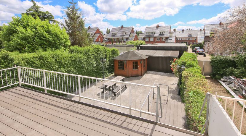 02 Hoek van 3 onder 1 kap met grote garage @Amstelveen-Bovenkerk Noorddammerlaan 69