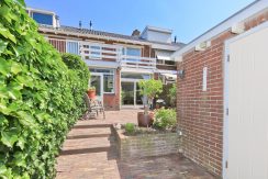 04 Charmante, jaren-30 middenwoning - tuin 01a