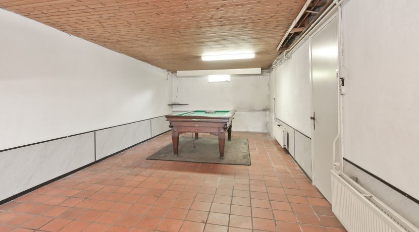 41 Hoek van 3 onder 1 kap met grote garage @Amstelveen-Bovenkerk Noorddammerlaan 69