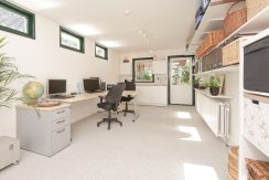 Karakteristieke hoekwoning met garage en Z-tuin @Badhoevedorp Sperwerstraat 37 Foto 04