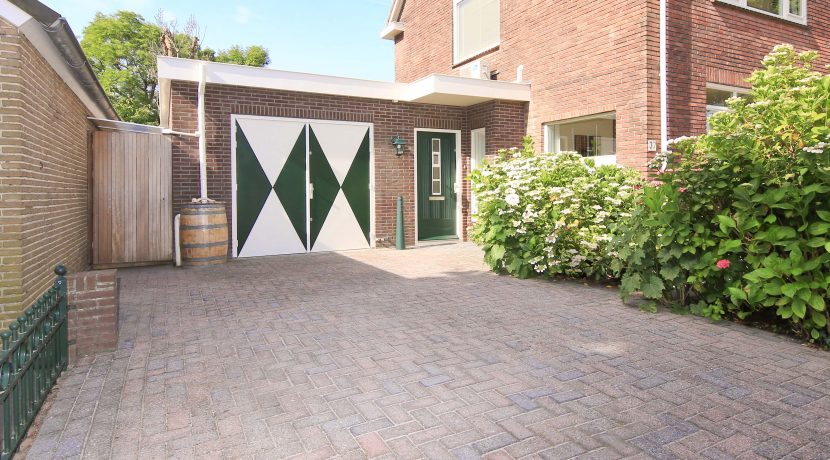 Karakteristieke hoekwoning met garage en Z-tuin @Badhoevedorp Sperwerstraat 37 Foto 16