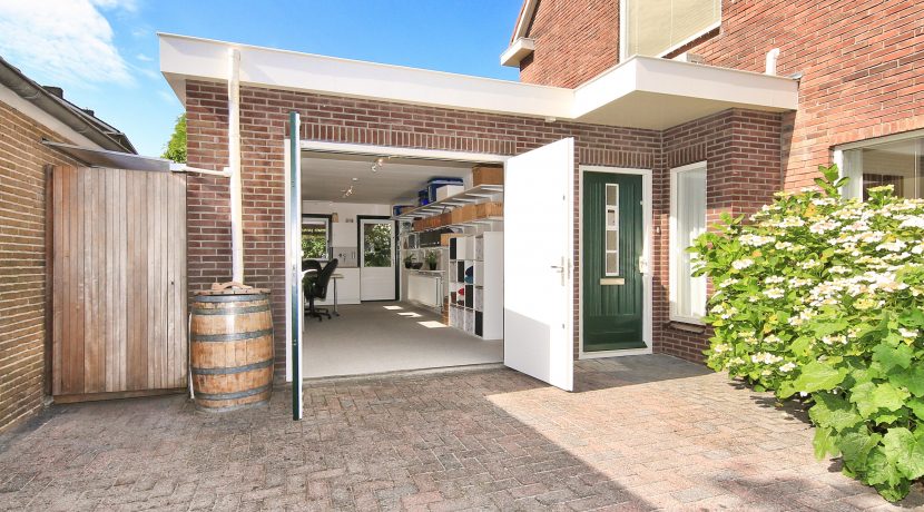 Karakteristieke hoekwoning met garage en Z-tuin @Badhoevedorp Sperwerstraat 37 Foto 45