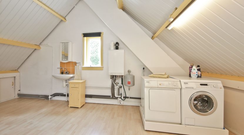 Karakteristieke hoekwoning met garage en Z-tuin @Badhoevedorp Sperwerstraat 37 Foto 59