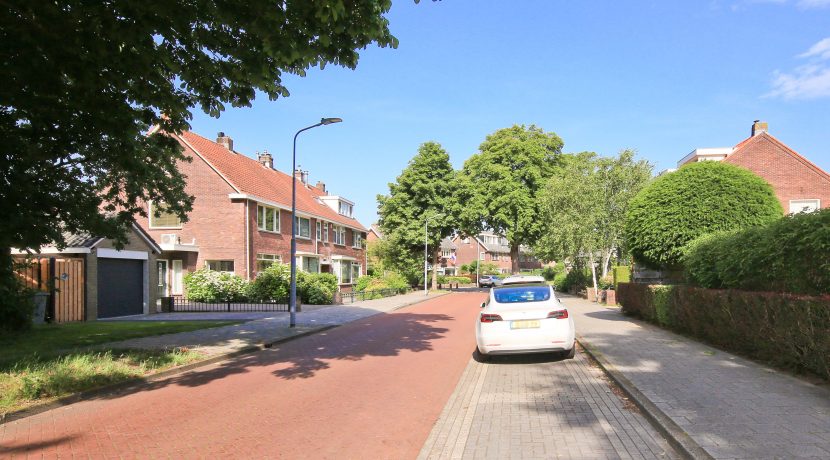 Karakteristieke hoekwoning met garage en Z-tuin @Badhoevedorp Sperwerstraat 37 Foto 62