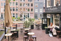 Monumentaal grachtenhuis van zes etages @Amsterdam Raamgracht 5 Foto 52 Omgeving 05