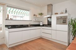 Tussenwoning aan de dijk Akerdijk 122 Foto 05