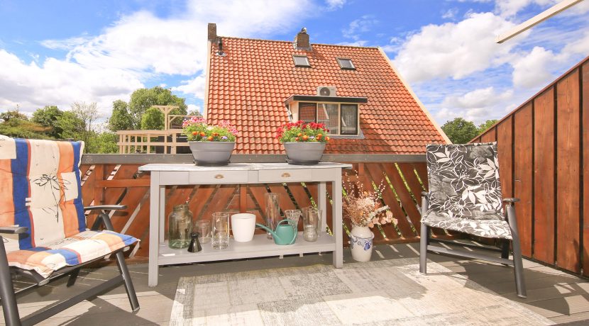 Tussenwoning aan de dijk Akerdijk 122 Foto 06