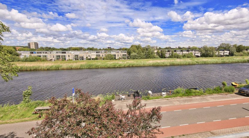 Tussenwoning aan de dijk Akerdijk 122 Foto 12