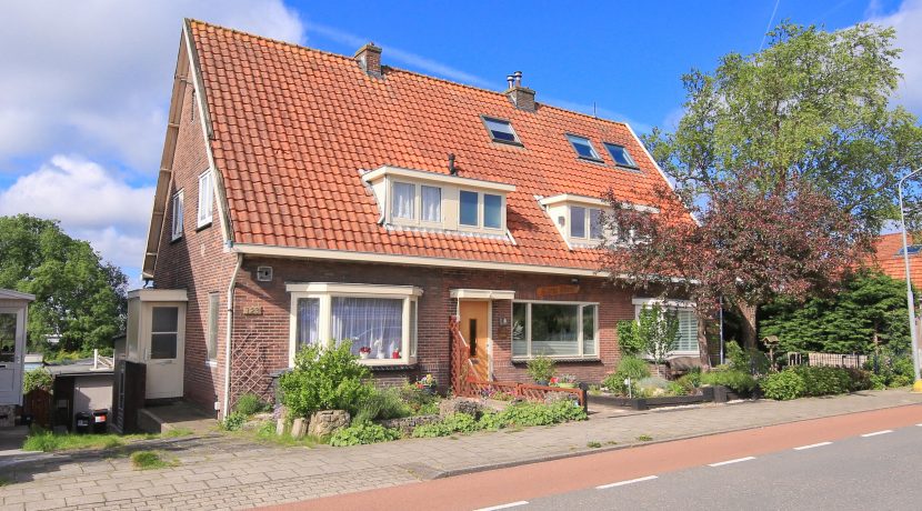 Tussenwoning aan de dijk Akerdijk 122 Foto 16