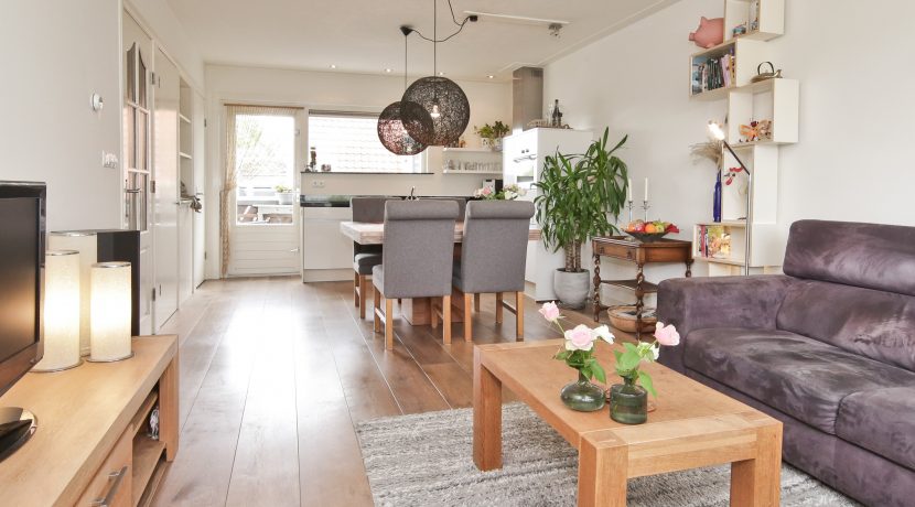 Tussenwoning aan de dijk Akerdijk 122 Foto 18