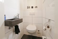 Tussenwoning aan de dijk Akerdijk 122 Foto 28