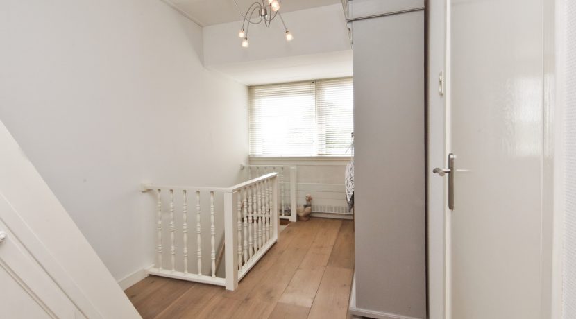 Tussenwoning aan de dijk Akerdijk 122 Foto 32