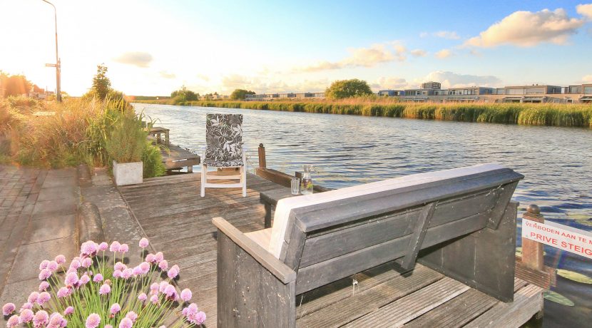 Tussenwoning aan de dijk Akerdijk 122 Foto 51