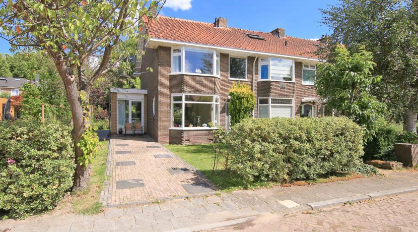 14 Hoekwoning Nachtegaalstraat 22 foto 01b voorgevel
