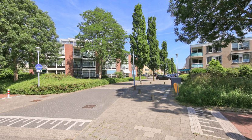 35 Penthouse met dakterras @Badhoevedorp Ranonkelstraat 34
