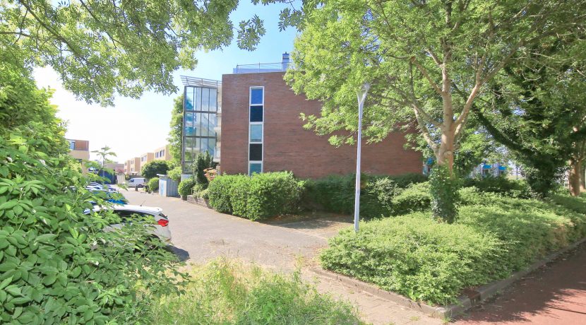 36 Penthouse met dakterras @Badhoevedorp Ranonkelstraat 34