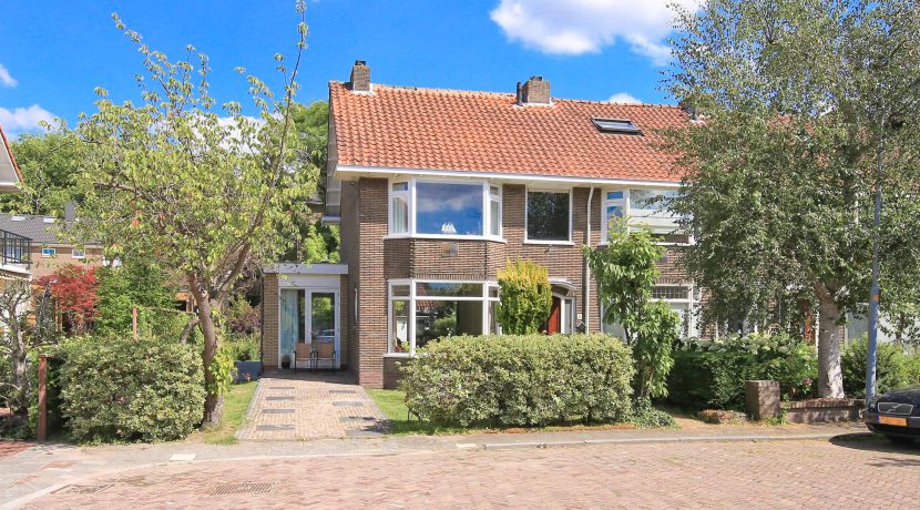 57 Hoekwoning Nachtegaalstraat 22 foto 01d voorgeve