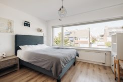 Stijlvol en hoogwaardig verbouwde 2onder1-kap @Badhoevedorp Ampèrestraat 46 Foto 30 slaapkamer 03a