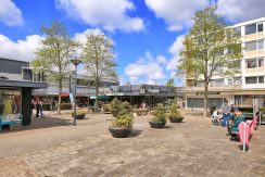 Stijlvol en hoogwaardig verbouwde 2onder1-kap @Badhoevedorp Ampèrestraat 46 Foto 42 Omgeving 01b