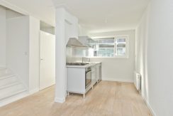 Licht familiehuis @Amsterdam Beverenstraat 18 foto 19 woonkamer 01f