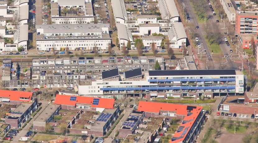 Licht familiehuis @Amsterdam Beverenstraat 18 foto 37 luchtfoto