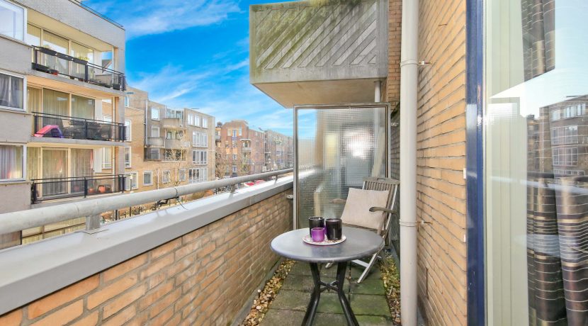Appartement @Amsterdam Sparrenweg 26 foto 11 balkon voor 01a