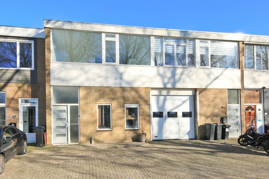 Huurappartement Badhoevedorp Jan van Gentstraat 96 foto 01 gevel 01a