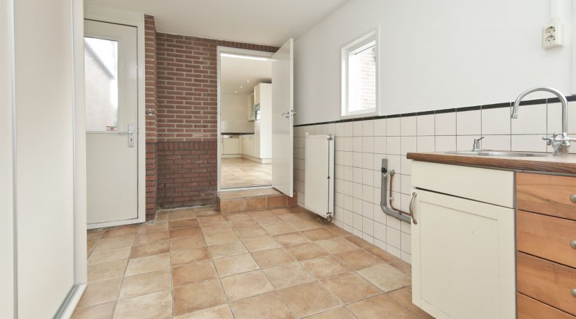 Jaren 30 woning @Badhoevedorp Burg Amersfrdtln 37 foto 34 bijkeuken 01b