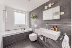 Vrijstaand wonen aan de Torricellistraat 11 @Badhoevedorp Foto 41 Badkamer 02b