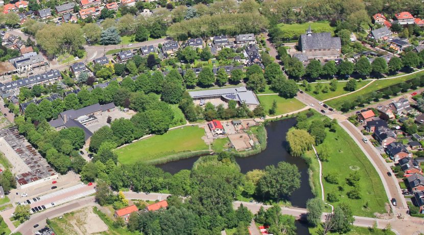 Stijlvolle villa met enorme tuin @Badhoevedorp Amersfoordtlaan 60 Foto 68 Luchtfoto 01